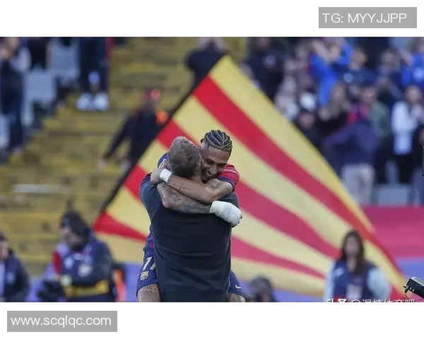 弗里克三粒进球时反应曝光：一位冠军教头的激情与智慧！